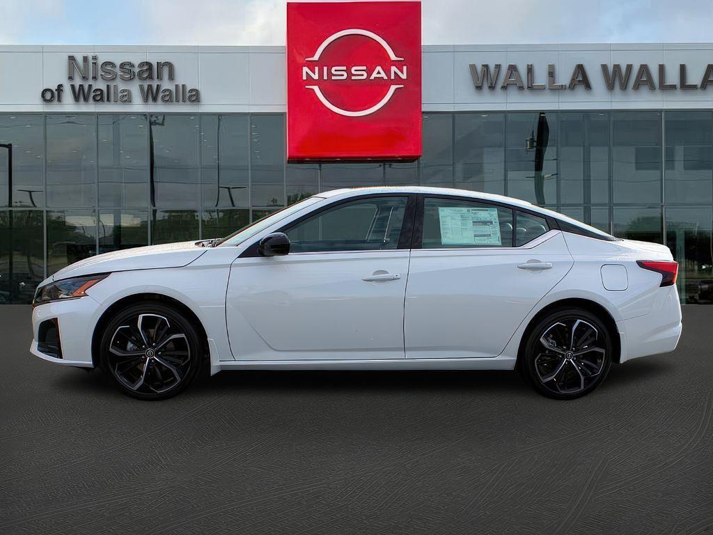 new 2025 Nissan Altima car, priced at $33,999