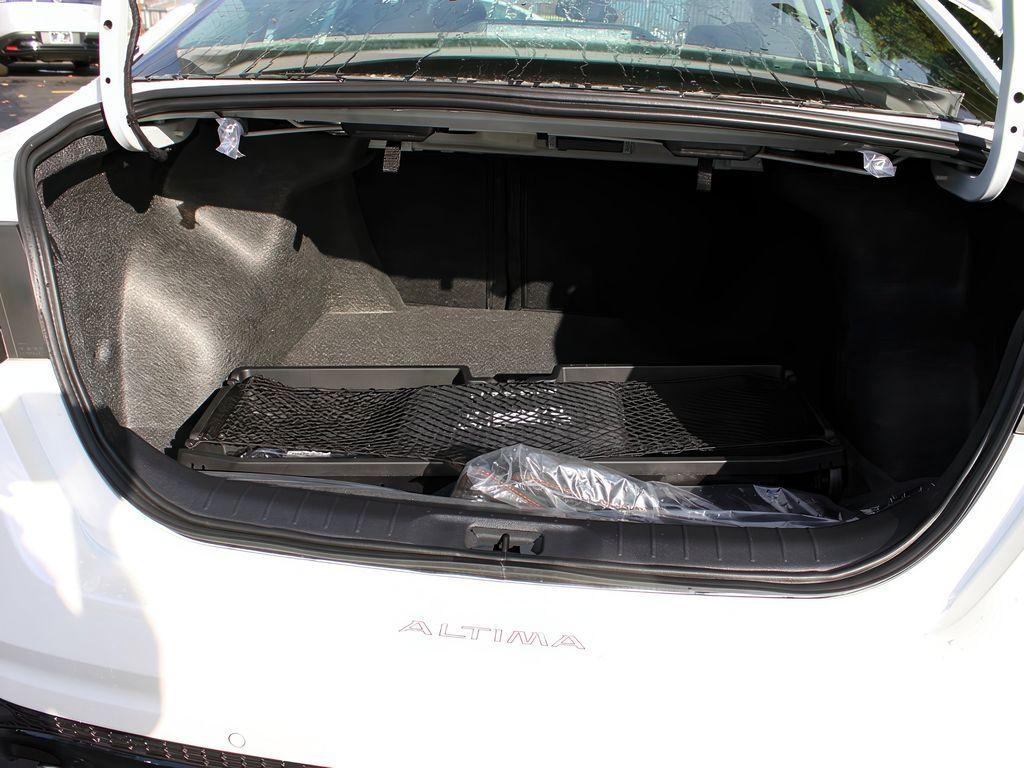 new 2025 Nissan Altima car, priced at $33,999