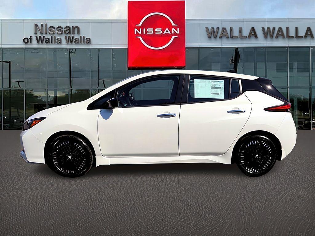 new 2025 Nissan Leaf car, priced at $35,297