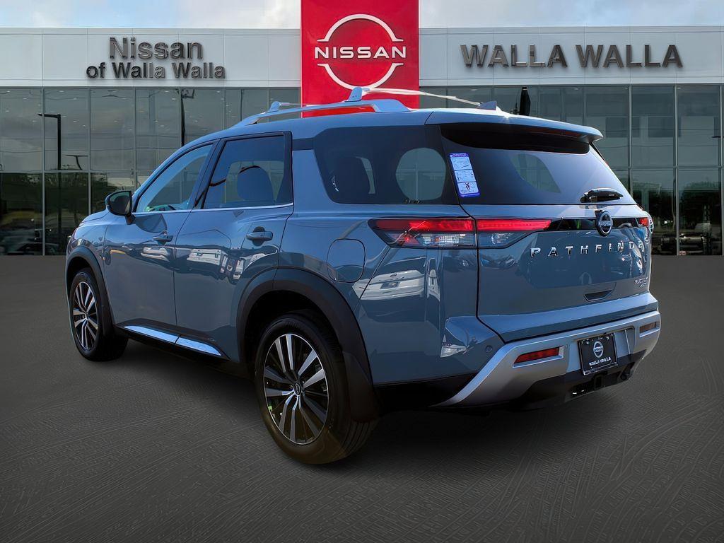 new 2025 Nissan Pathfinder car, priced at $55,599