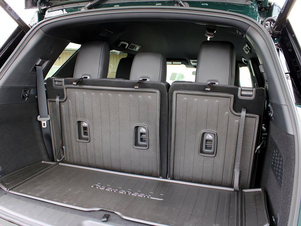new 2025 Nissan Pathfinder car, priced at $46,998