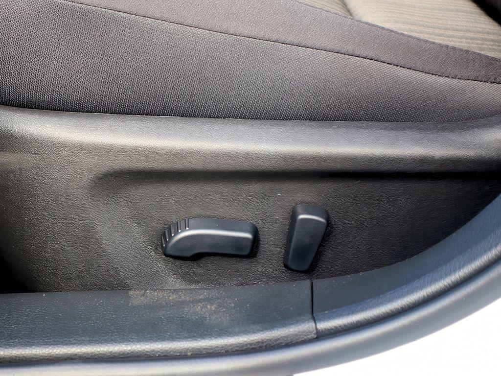 new 2025 Nissan Altima car, priced at $29,999