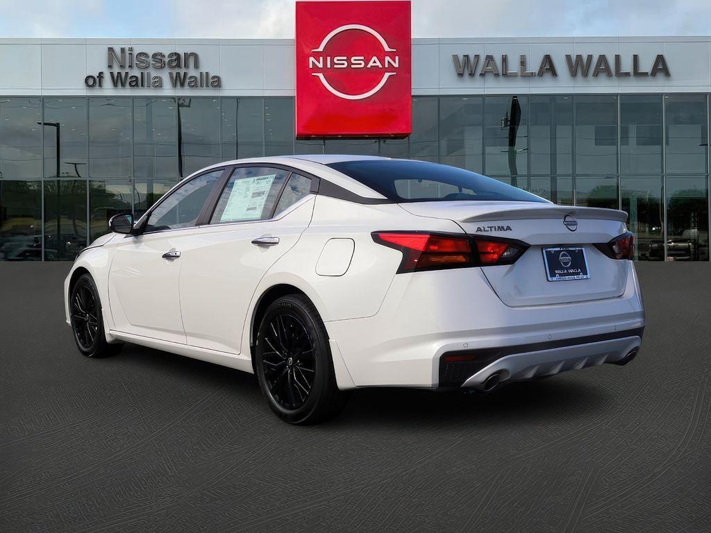 new 2025 Nissan Altima car, priced at $29,999