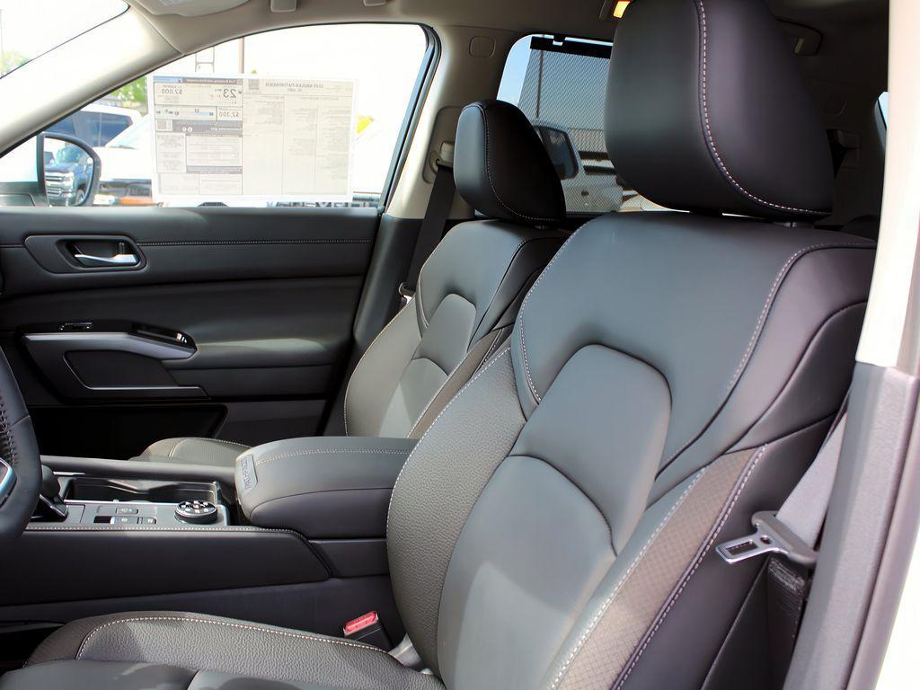 new 2025 Nissan Pathfinder car, priced at $50,005