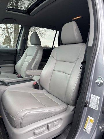used 2022 Honda Pilot car, priced at $32,998