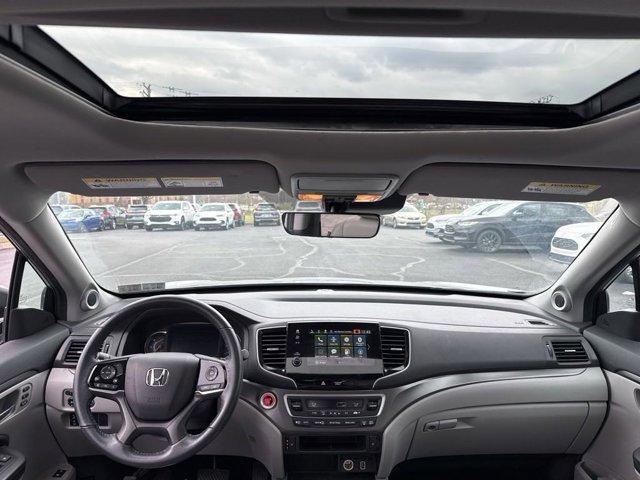 used 2022 Honda Pilot car, priced at $32,998