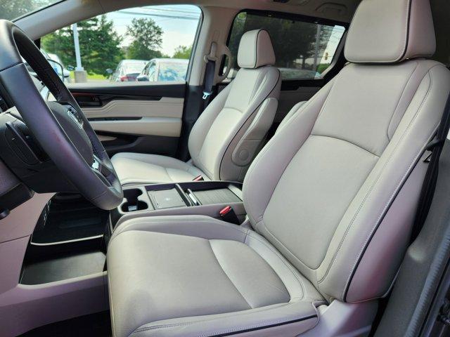 used 2025 Honda Odyssey car, priced at $46,498