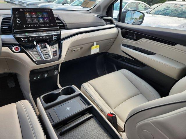 used 2025 Honda Odyssey car, priced at $46,498