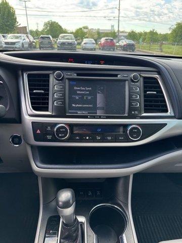 used 2019 Toyota Highlander car, priced at $29,598
