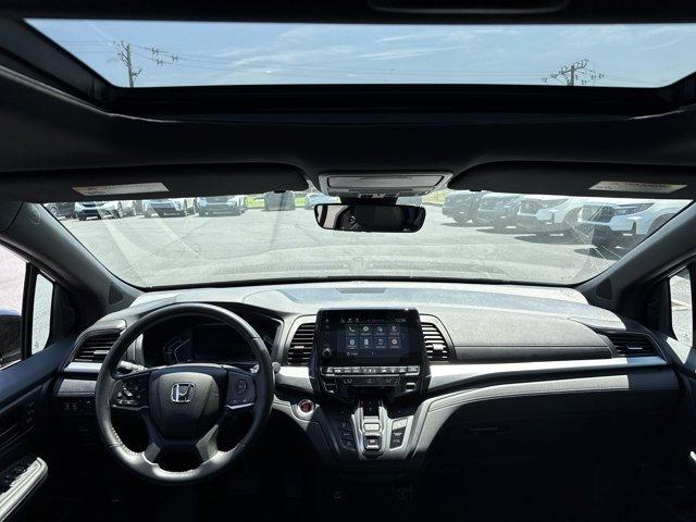 used 2023 Honda Odyssey car, priced at $39,998