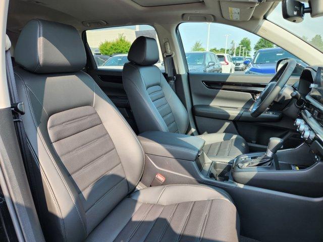 used 2025 Honda CR-V car, priced at $35,998