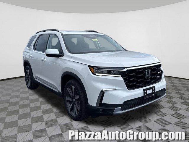used 2023 Honda Pilot car, priced at $46,598