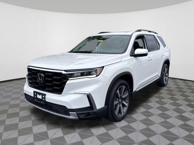 used 2023 Honda Pilot car, priced at $46,598