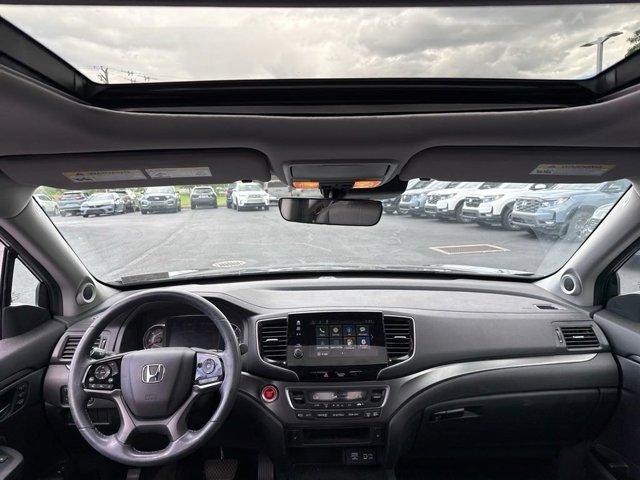 used 2022 Honda Pilot car, priced at $33,498