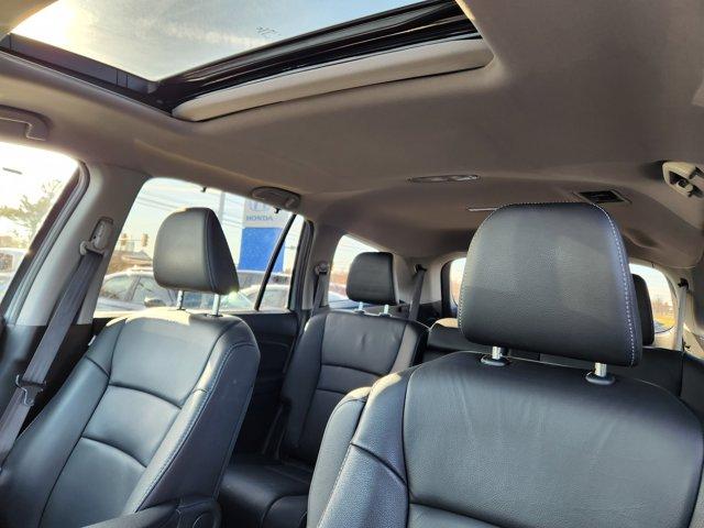 used 2022 Honda Pilot car, priced at $29,498