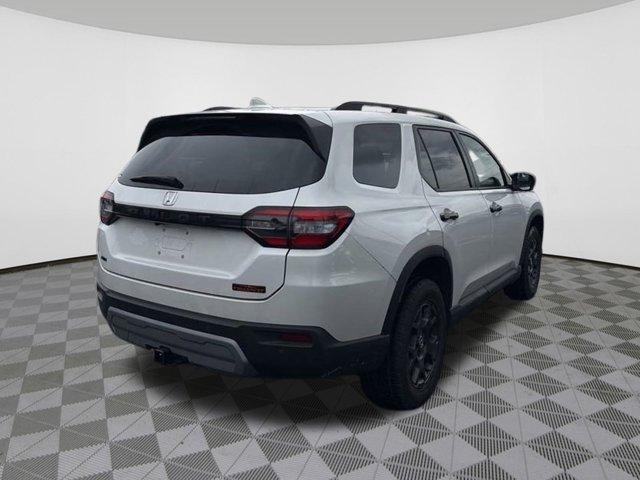 used 2023 Honda Pilot car, priced at $43,998