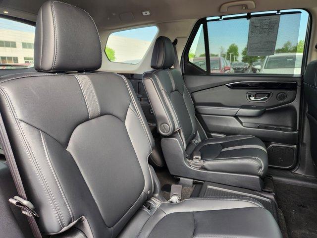 used 2024 Honda Pilot car, priced at $41,748