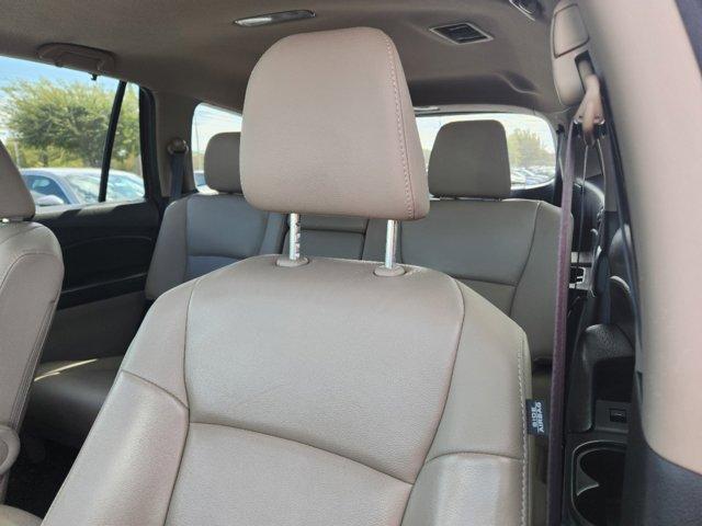 used 2022 Honda Pilot car, priced at $24,998