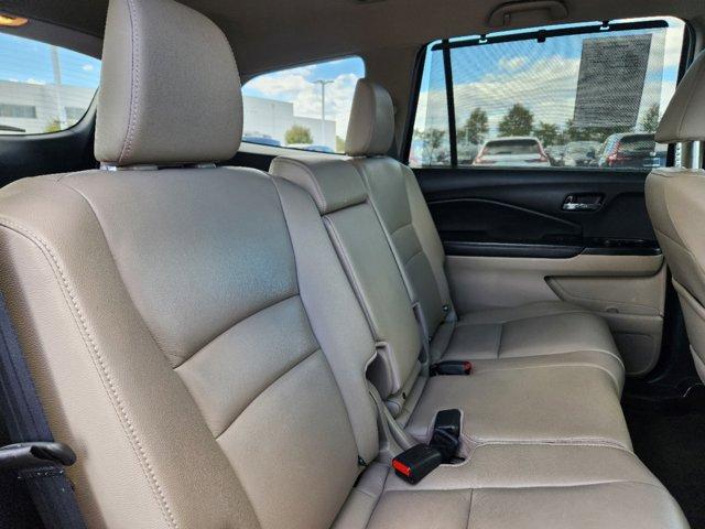 used 2022 Honda Pilot car, priced at $24,998