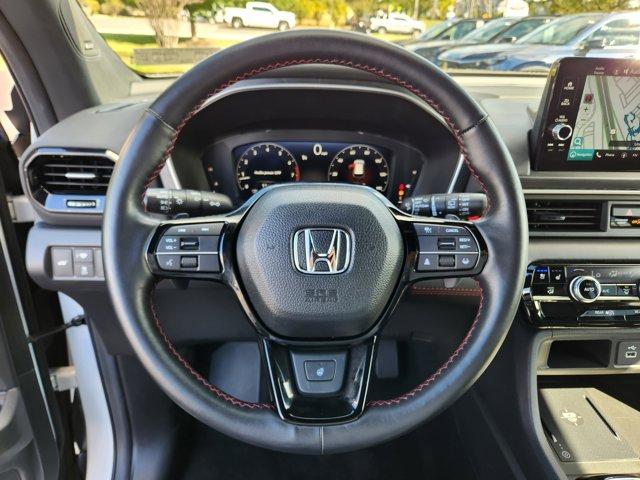 used 2025 Honda Pilot car, priced at $46,997