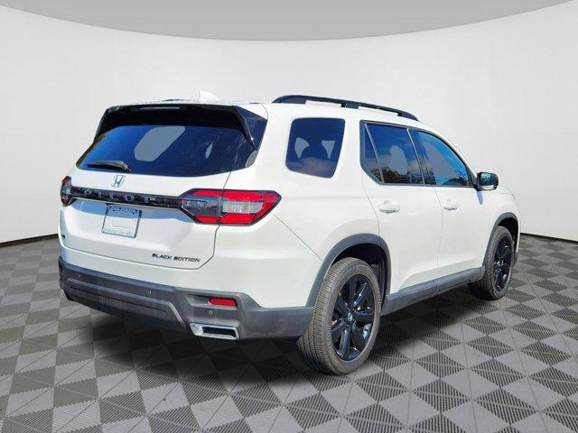 used 2025 Honda Pilot car, priced at $46,997