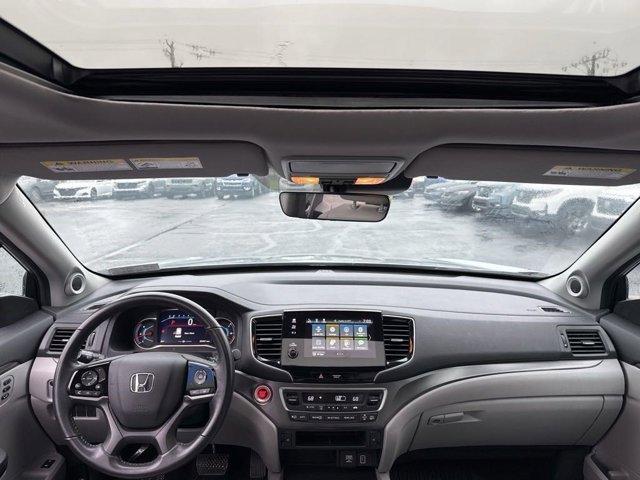 used 2022 Honda Pilot car, priced at $33,498
