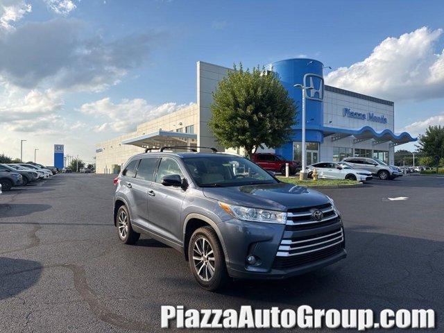 used 2019 Toyota Highlander car, priced at $24,798