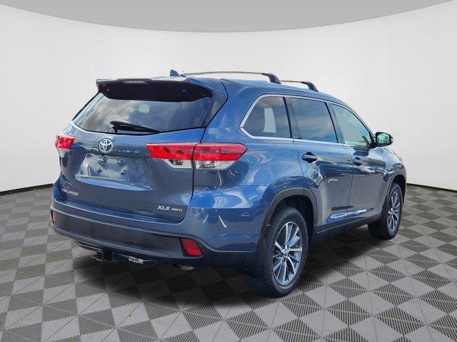used 2019 Toyota Highlander car, priced at $22,498