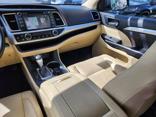 used 2019 Toyota Highlander car, priced at $22,498