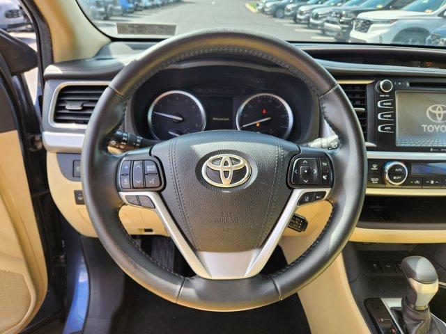 used 2019 Toyota Highlander car, priced at $22,498