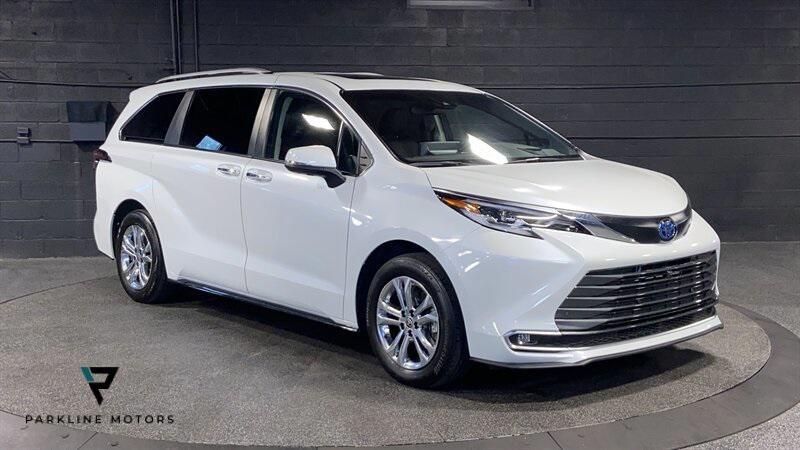 used 2022 Toyota Sienna car, priced at $38,898