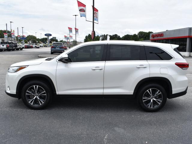 used 2019 Toyota Highlander car, priced at $21,490