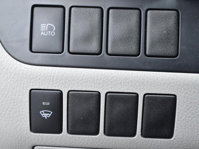 used 2019 Toyota Highlander car, priced at $21,490