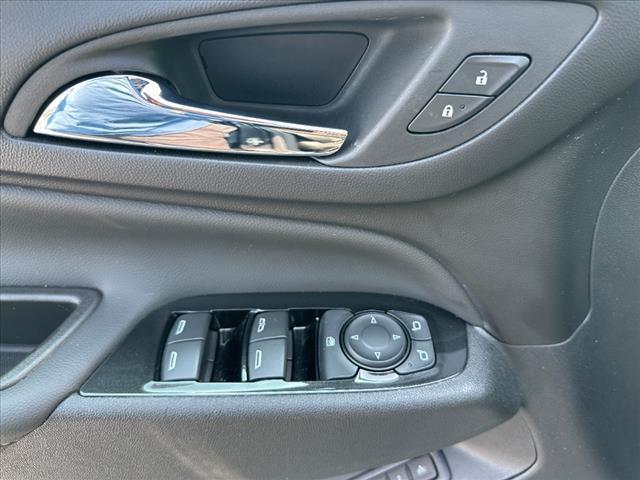 used 2022 Chevrolet Equinox car, priced at $25,980