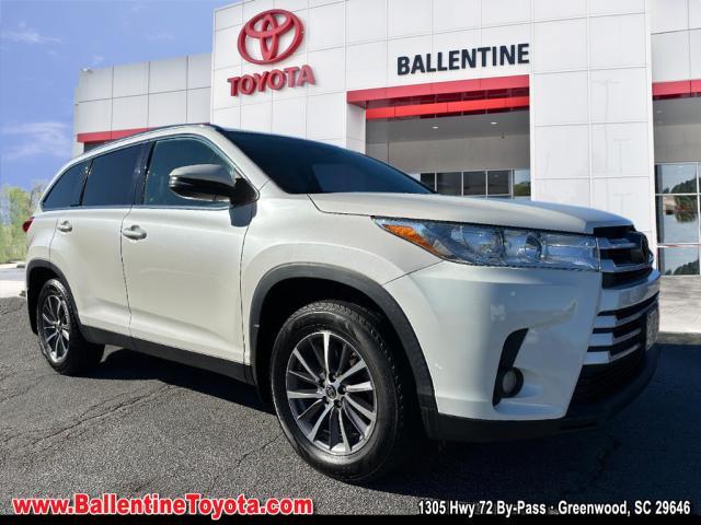 used 2019 Toyota Highlander car, priced at $24,980