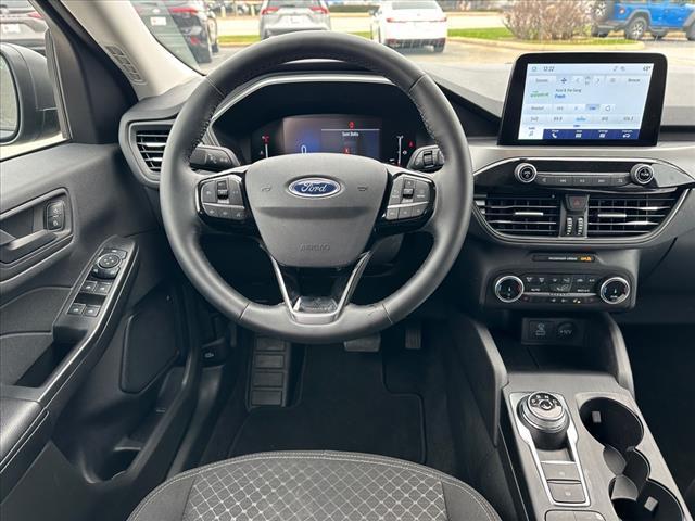 used 2023 Ford Escape car, priced at $25,620