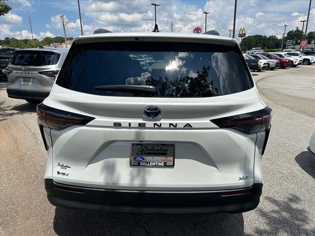 new 2025 Toyota Sienna car, priced at $46,802