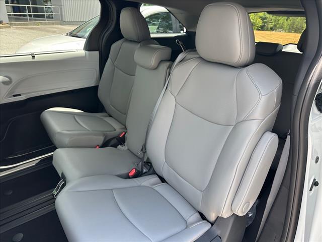 new 2025 Toyota Sienna car, priced at $46,802