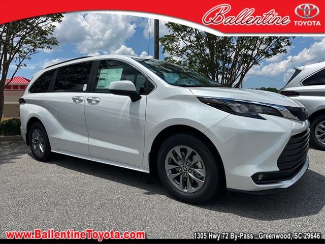 new 2025 Toyota Sienna car, priced at $46,802
