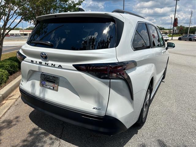 new 2025 Toyota Sienna car, priced at $46,802