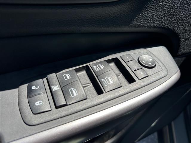 used 2022 Jeep Cherokee car, priced at $24,980