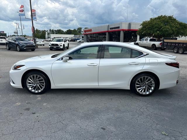 used 2023 Lexus ES 300h car, priced at $46,950
