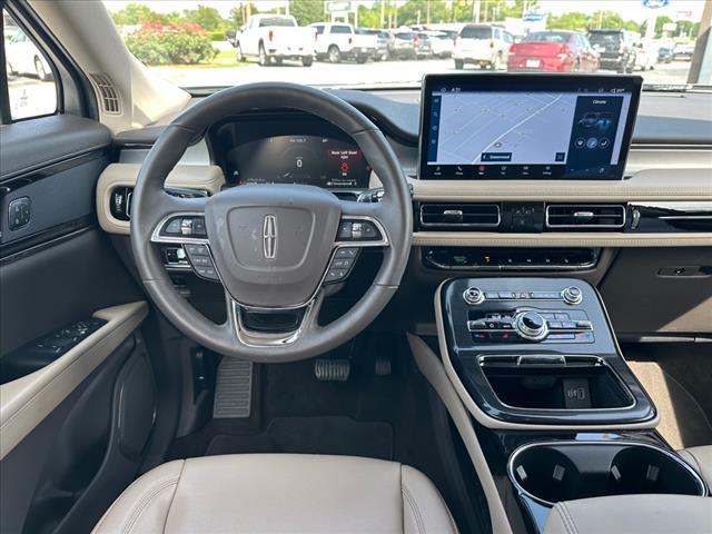 used 2022 Lincoln Nautilus car, priced at $31,980