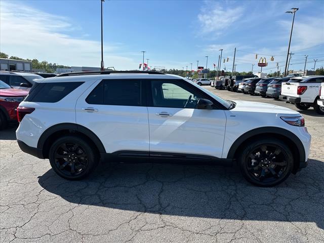 new 2024 Ford Explorer car, priced at $49,476