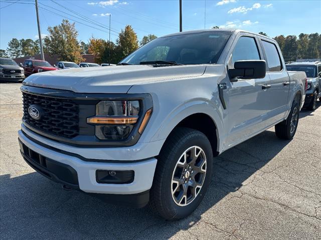 new 2024 Ford F-150 car, priced at $52,210