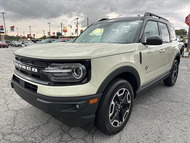 new 2024 Ford Bronco Sport car, priced at $37,987