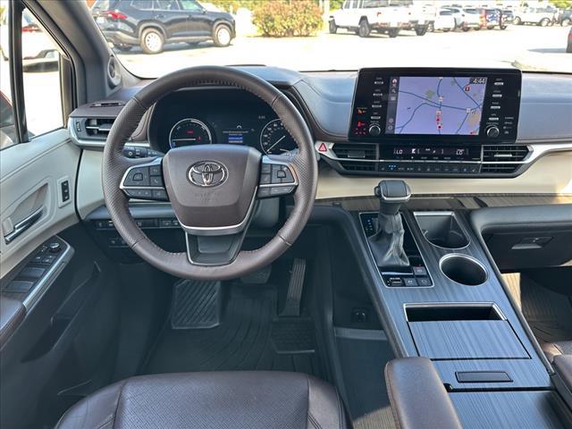 used 2024 Toyota Sienna car, priced at $51,420