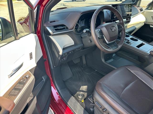 used 2024 Toyota Sienna car, priced at $51,420