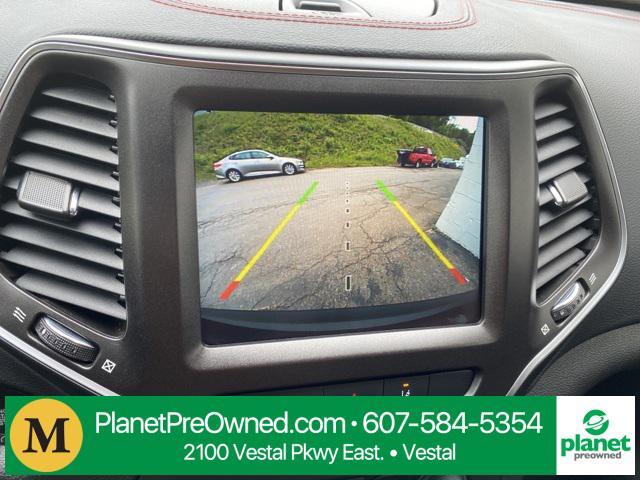 used 2022 Jeep Cherokee car, priced at $28,563
