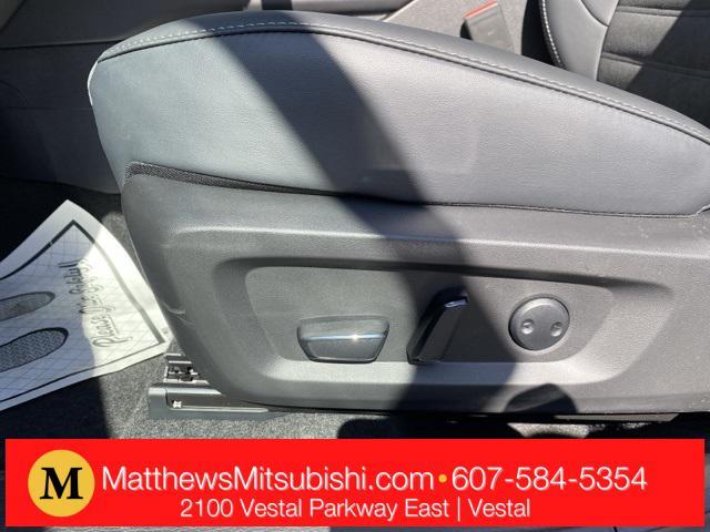 new 2025 Mitsubishi Outlander car, priced at $42,993